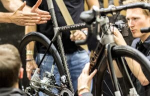 Du kan foretage dit næste køb af cykel online eller i en cykelbutik. Find lige den cykel, der passer perfekt til dig og dine behov.